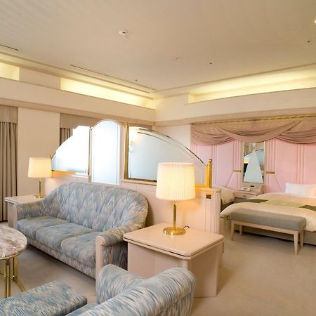 Rihga Royal Hotel Niihama Buitenkant foto